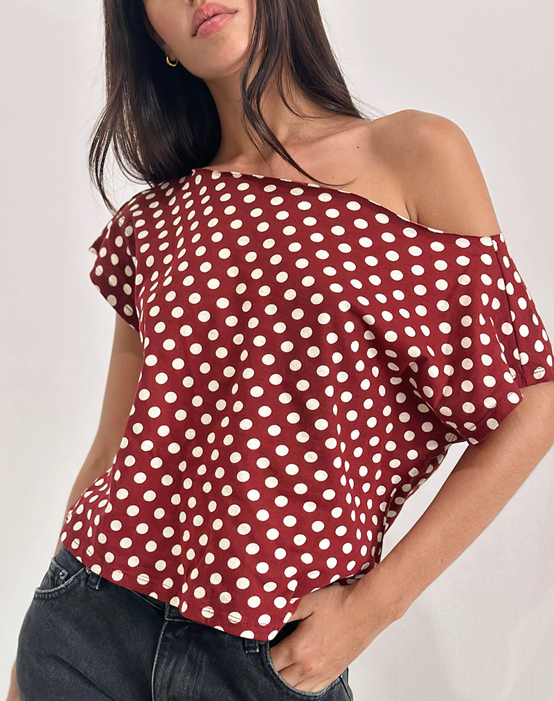 Image of Balia Asymmetrisches Kurzarm-Top in Polka Wine