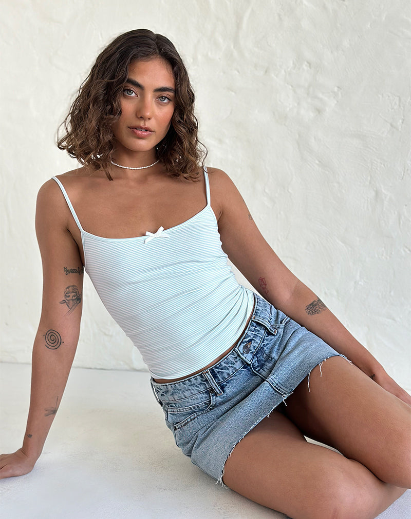 Barlyn Cami Top in Blau und Weiß gestreift