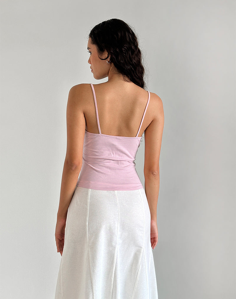 Abbildung des Barlyn Cami Tops in Pink und Blau gestreift
