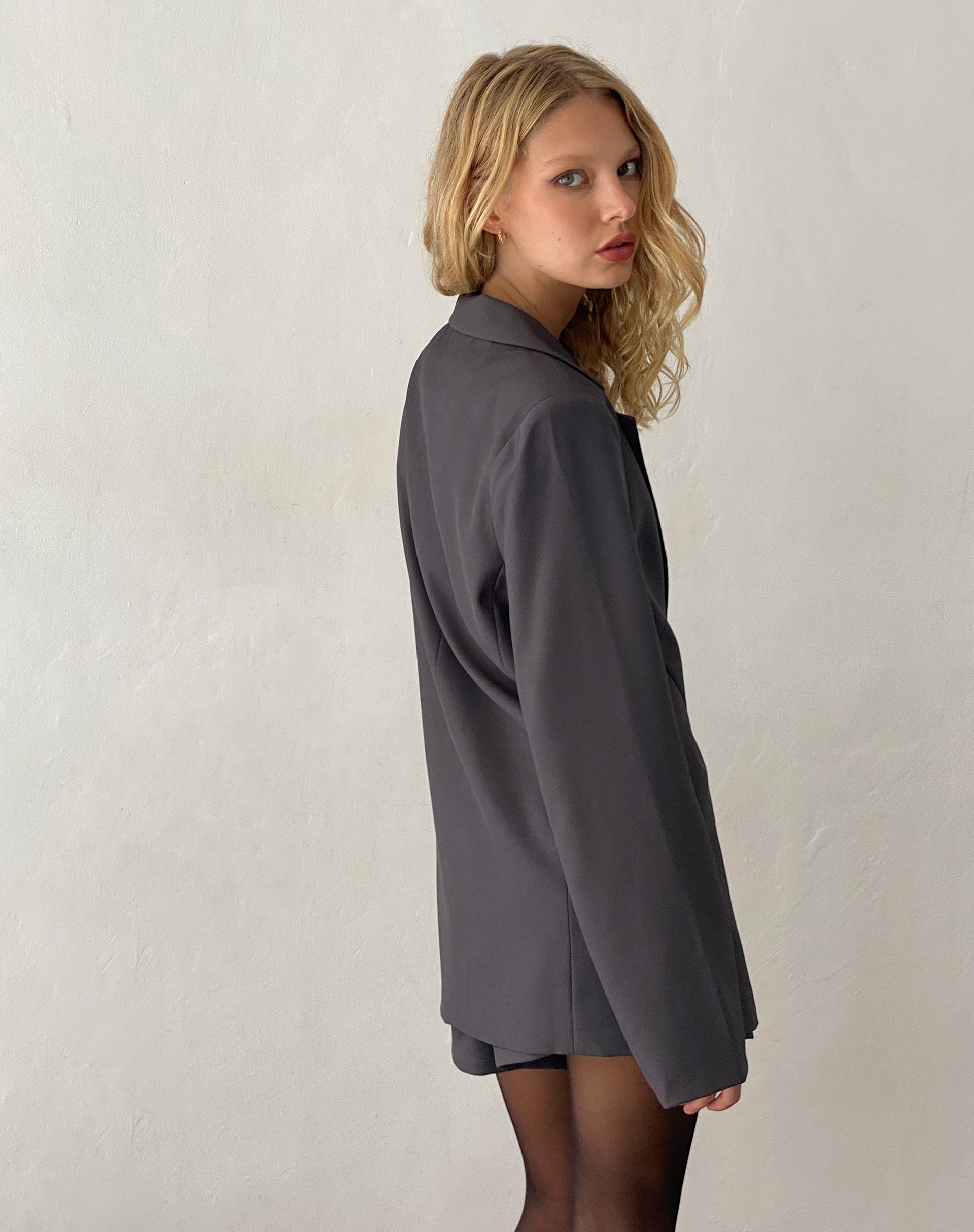 Image of Besta Blazer mit einem einzigen Knopf in Dunkelkohle