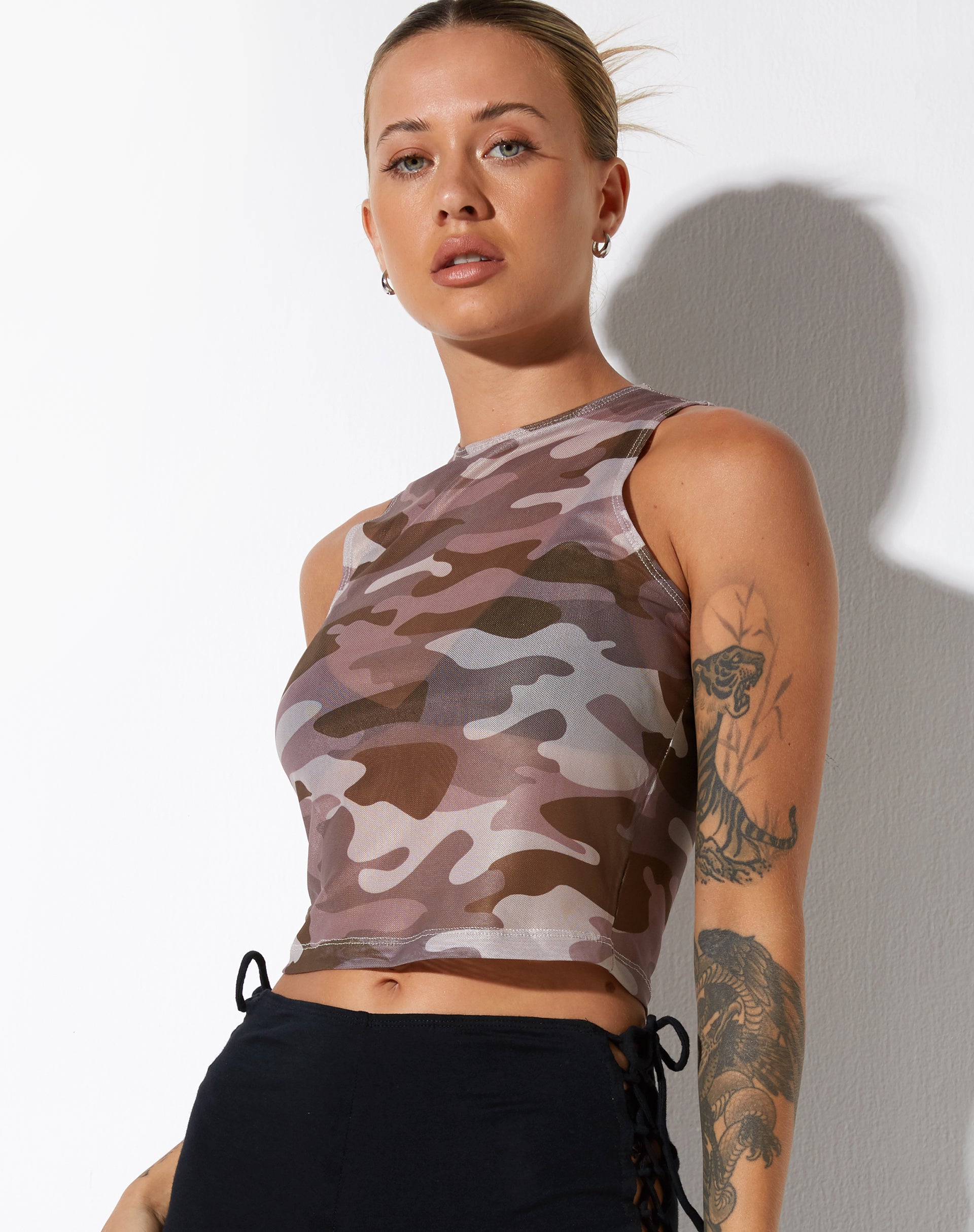 Bild von Bika Vest Top in Camo