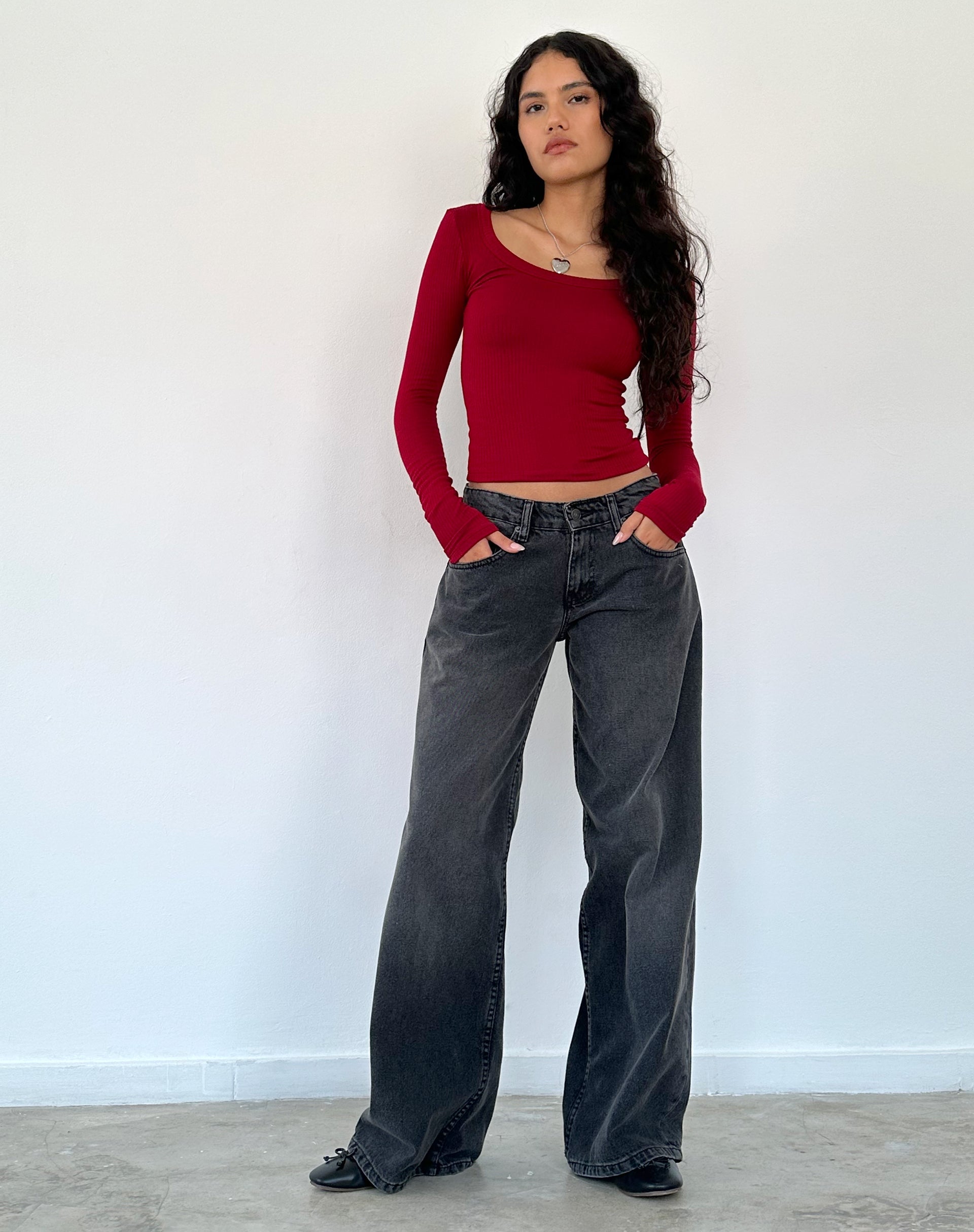 Image of Binlo Extra Langarm Top in Adrenalin Rot Rib