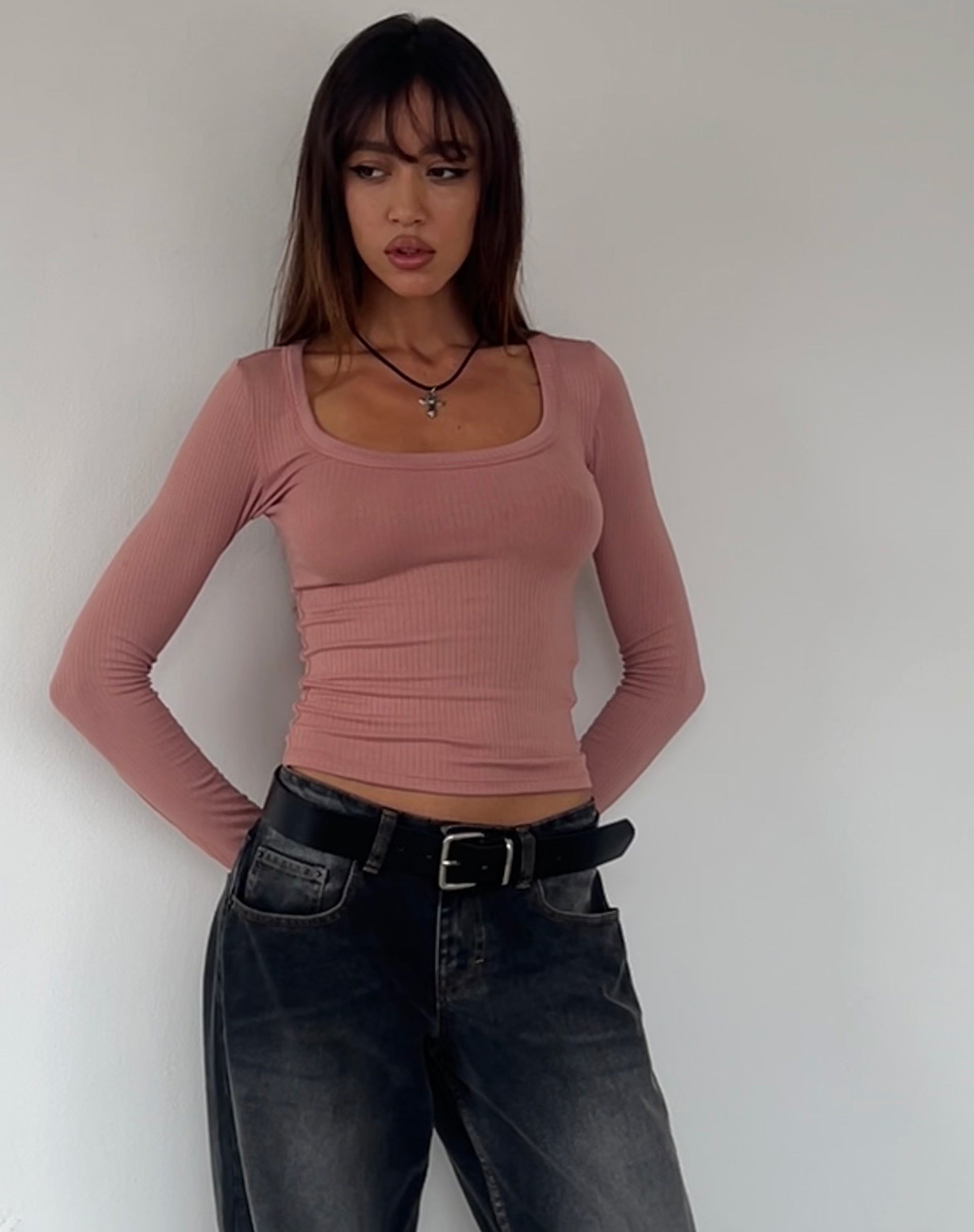 Image of Binlo Extra langärmeliges Top in Dusty Pink Rib