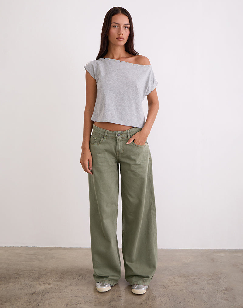 Niedrig geschnittene, geräumige Jeans in Ferngrün