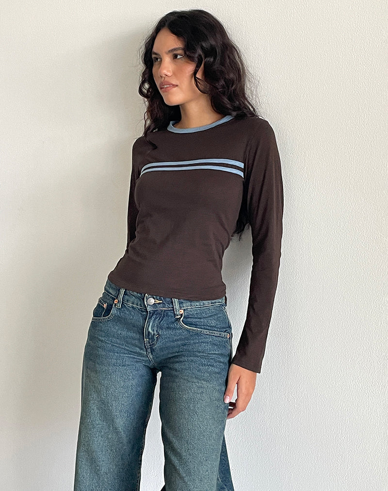 Image of Bonjita Top in Schokoladenbraun mit aschblauem Zwei-Streifen-Band