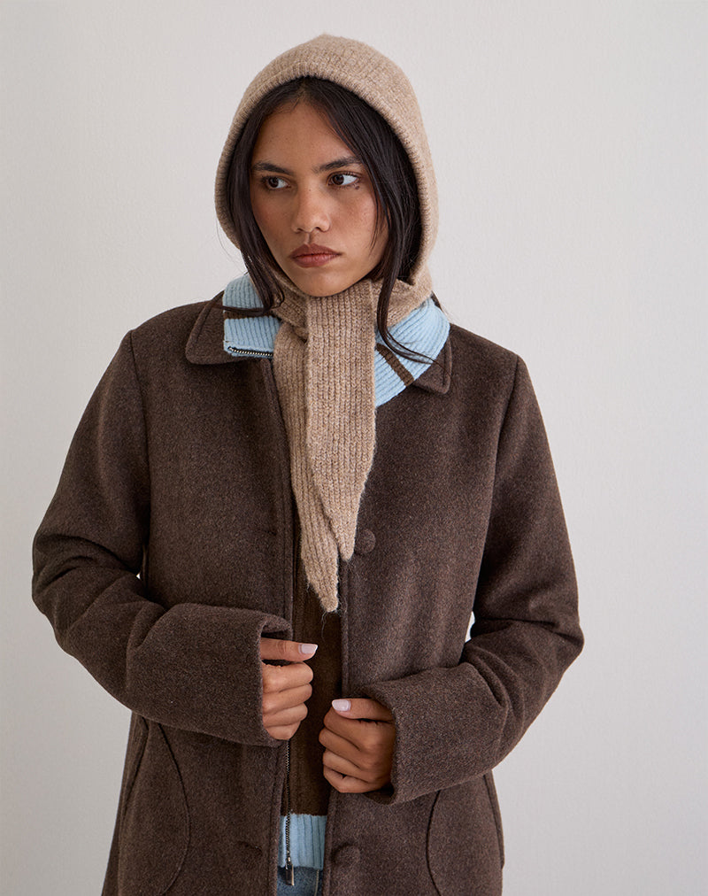 Mütze in Beige gestrickt