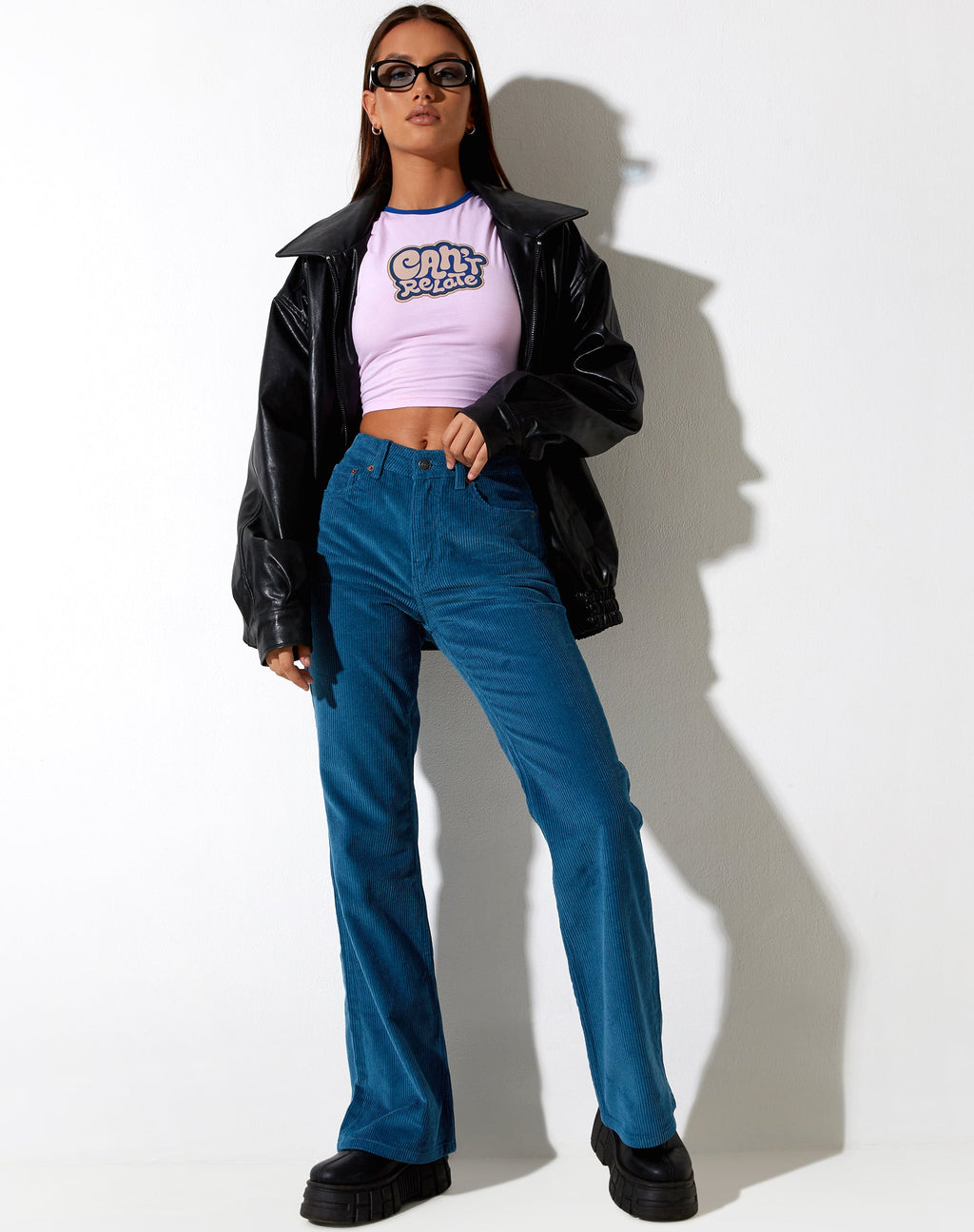 Bootleg Jeans in Cord Blau