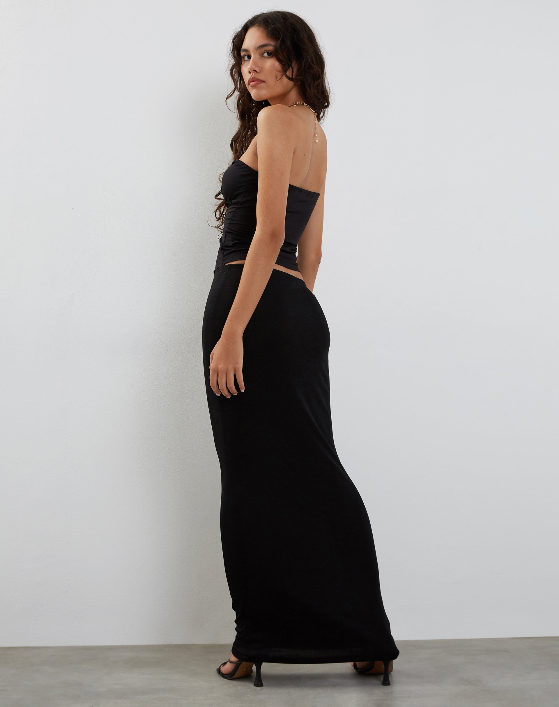 Bild von Brea Bandeau Top in Slinky Schwarz