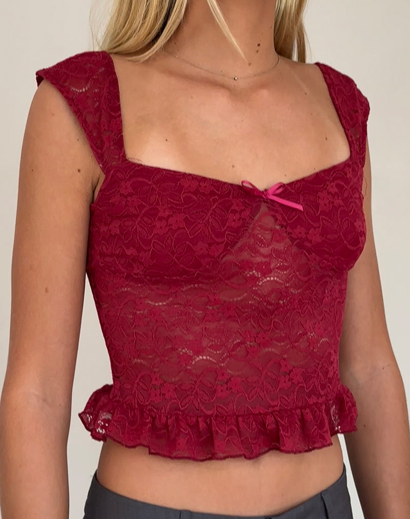 Image of Brietta Cami Top aus tiefroter Spitze