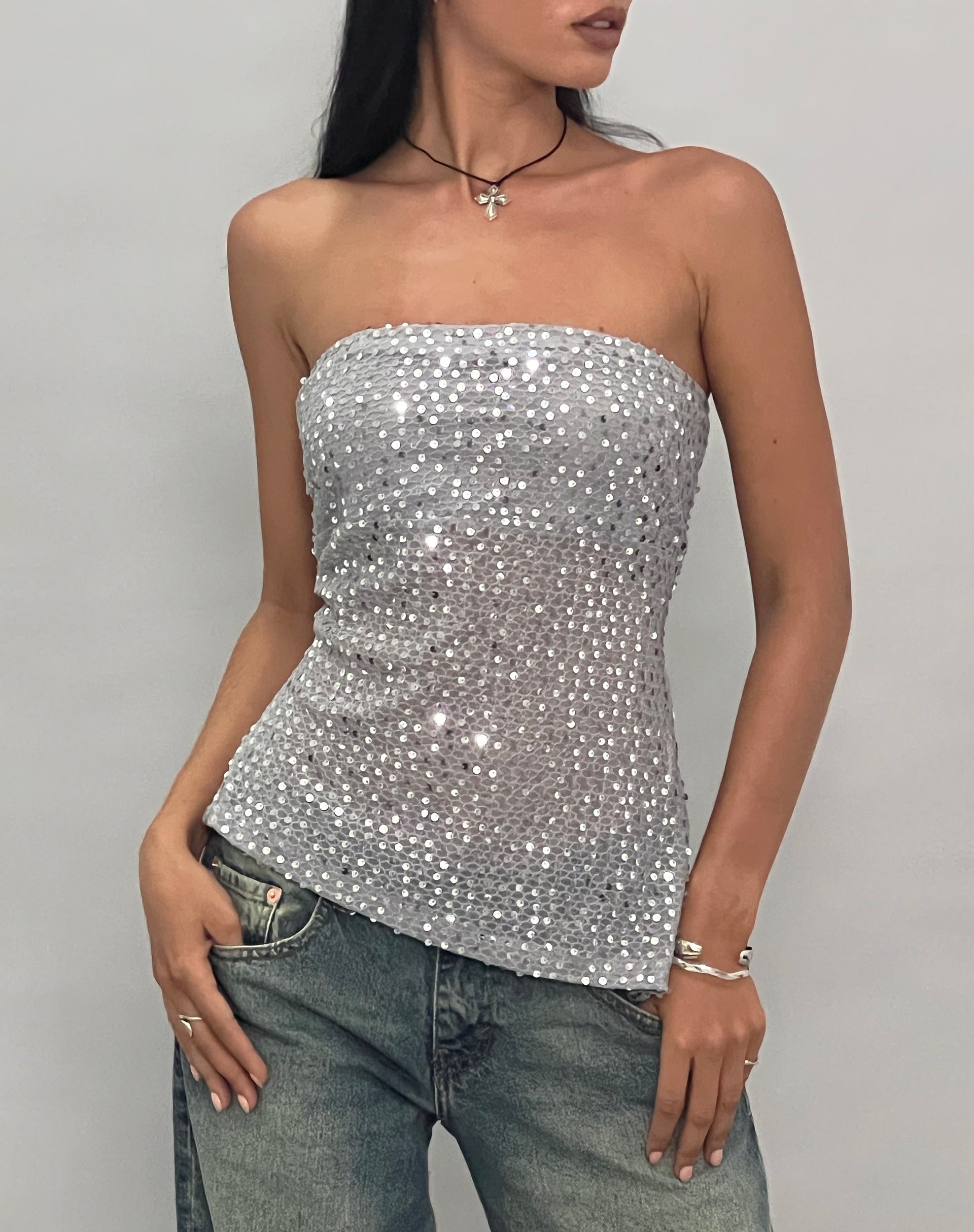 Image of Brilia Bandeau Top aus Paillettenstrick Silber