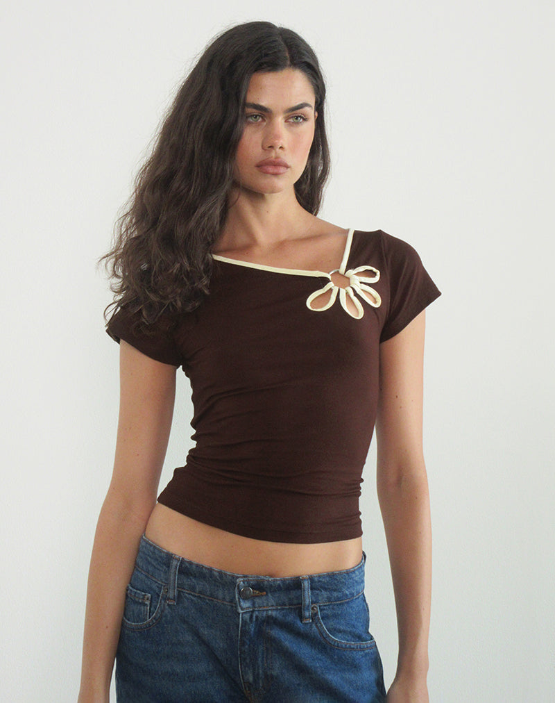 Image of Bunga Flower Cut Out Top in Bitterschokolade mit Zitronenbindemittel