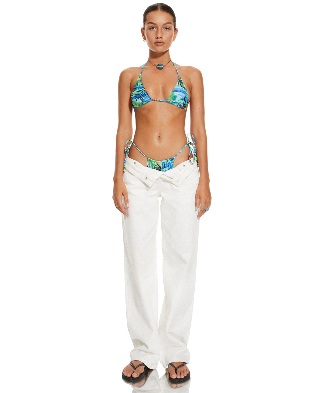 MOTEL X BARBARA Pami Bikini-Oberteil in tropischer Palme