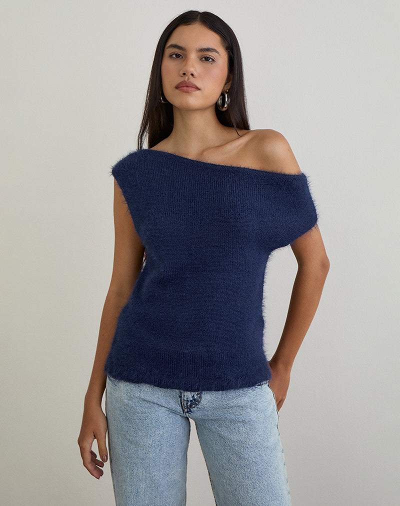 Bild von Calyce Top aus flauschigem Strick Navy