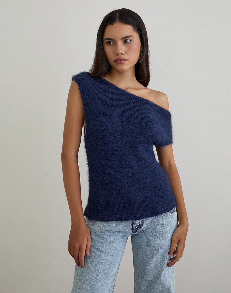 Calyce Top aus flauschigem Strick Navy