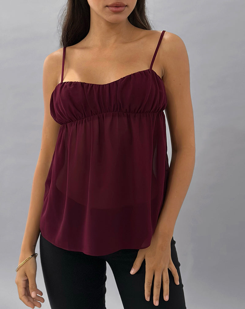 Bild von Camden Cami Top aus Satin Chiffon Burgundy