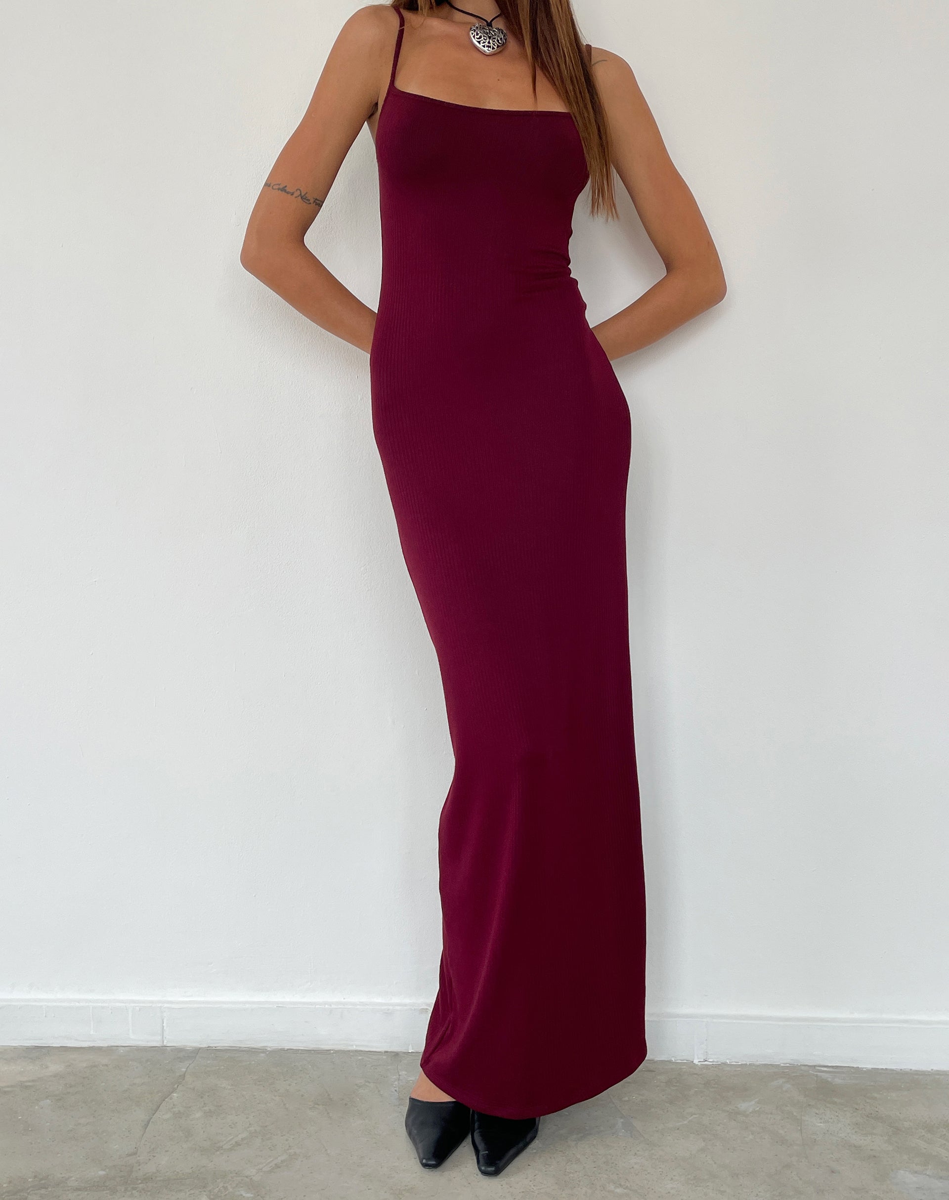 Image of Cantha Maxikleid in Rippe Burgund