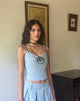 Abbildung von Carini Rosette Detail Cami Top in Blau