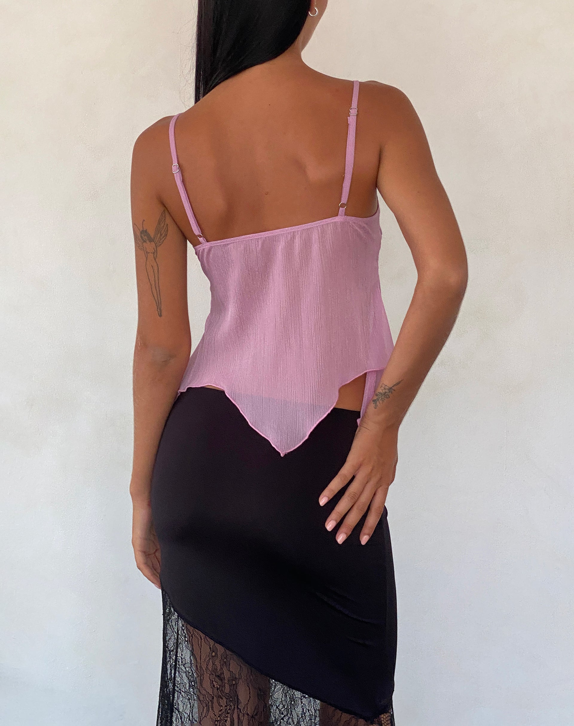 Bild von Carmeline Longline Cami Top in Shimmer Pink