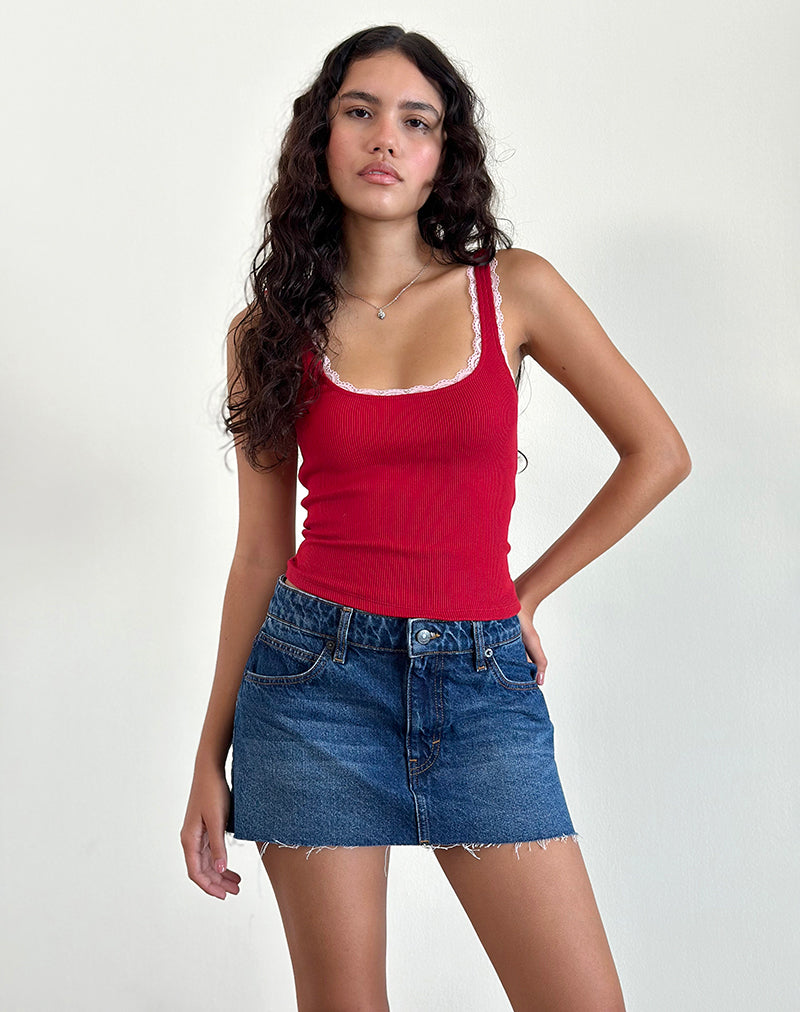 Image of Cartas Top in Adrenalinrot mit rosa Spitze
