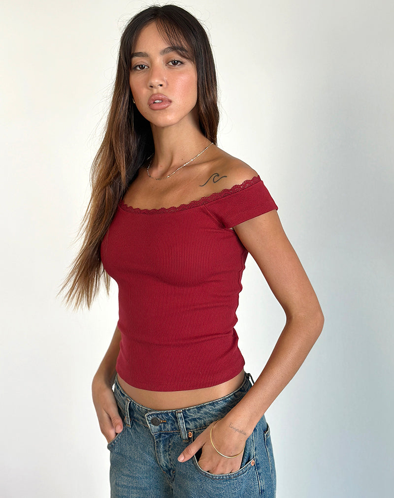 Image of Chacha Geripptes Top in Adrenalinrot mit Spitzenbesatz