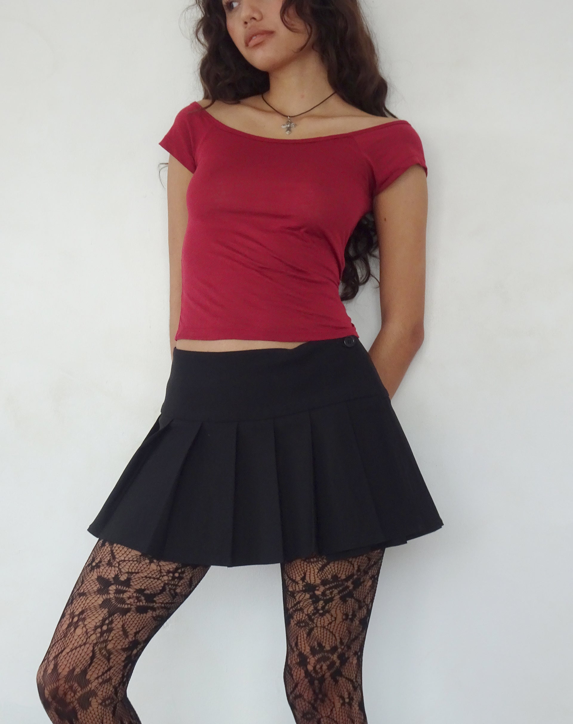 Image of Charya Schulterfreies Top in Adrenalin Rot