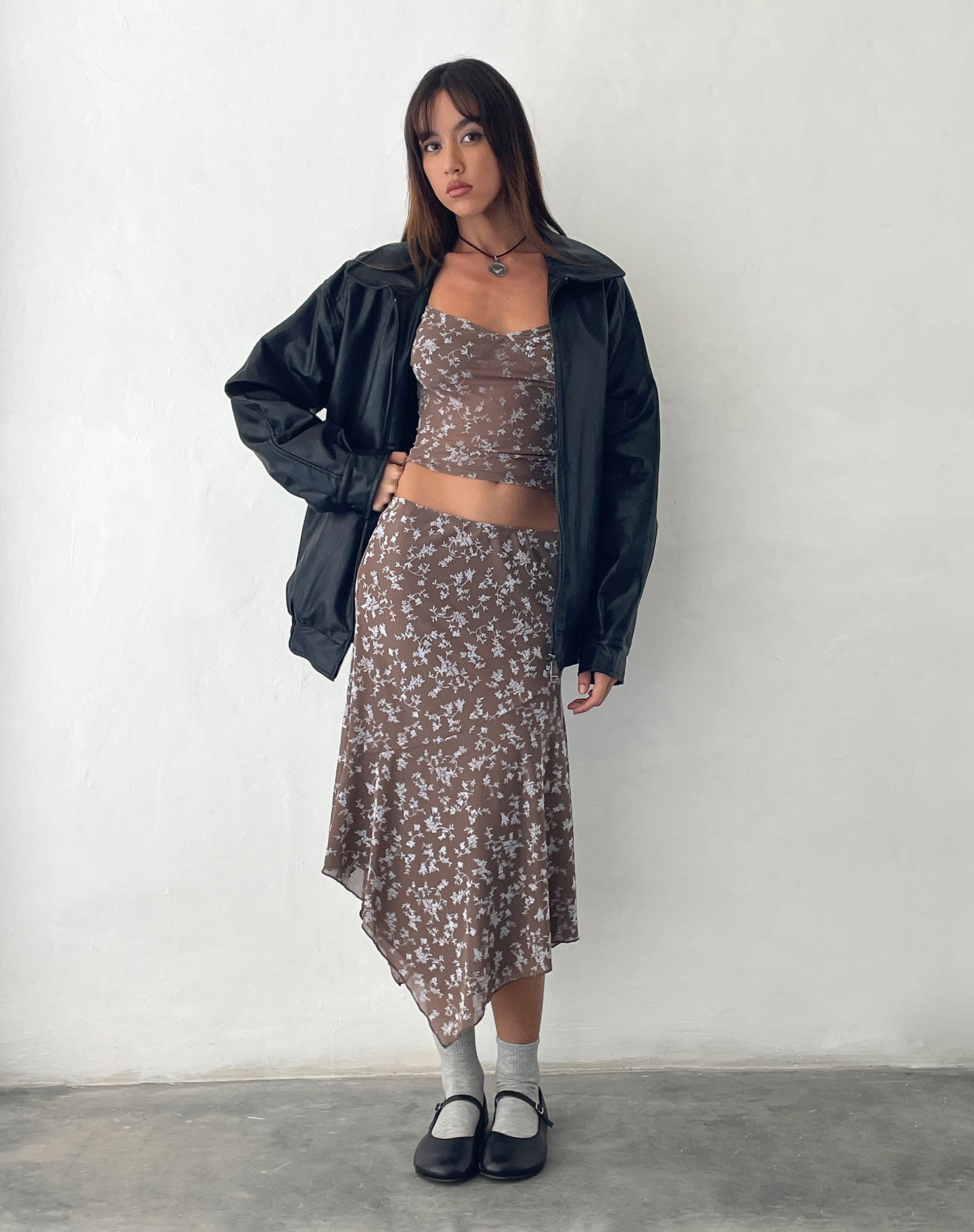 Bild von Cinta Low Rise Midirock in Botanist Flock Dunkel Taupe
