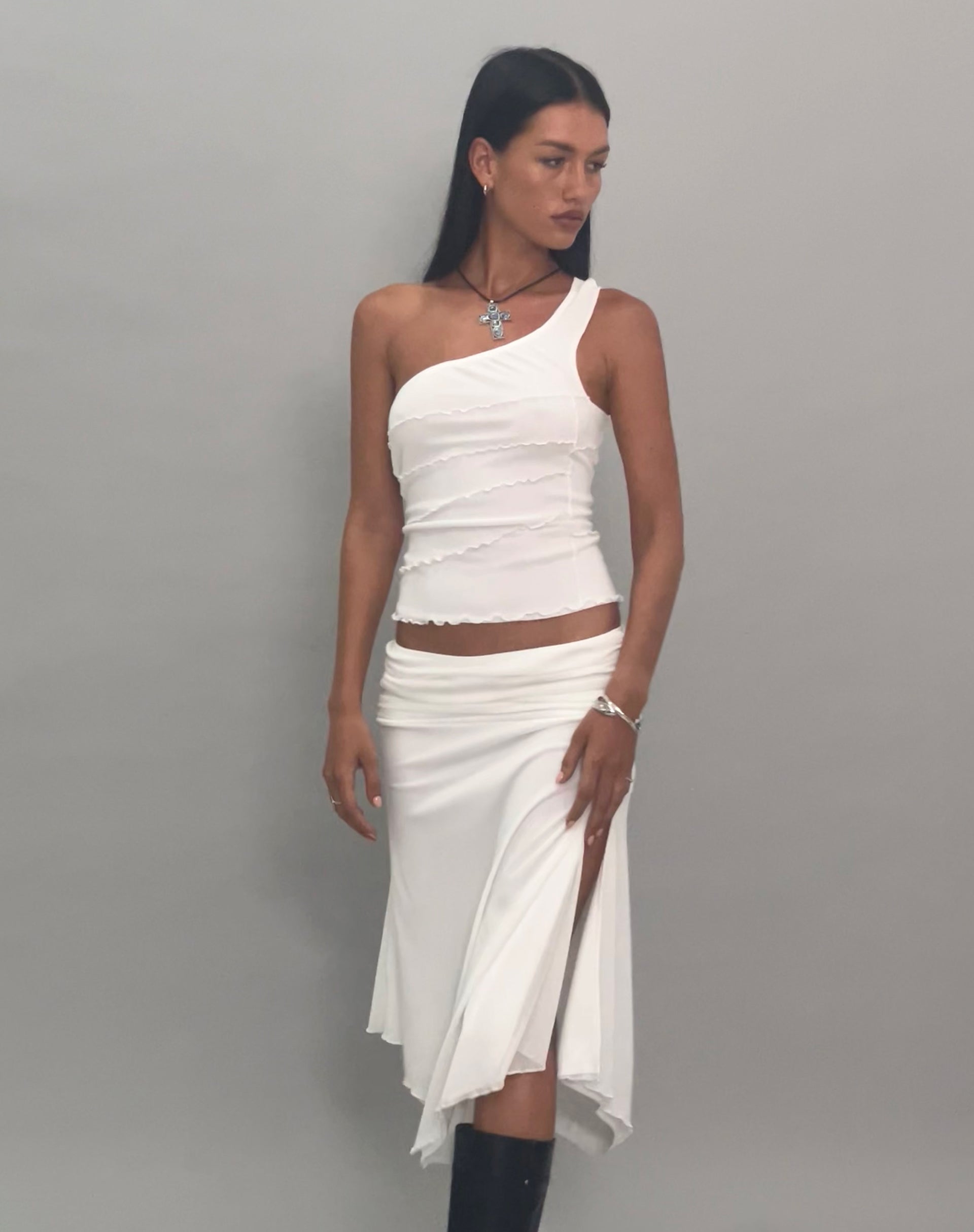Bild von Cochise Naht Detail eine Schulter Mesh Top in Elfenbein