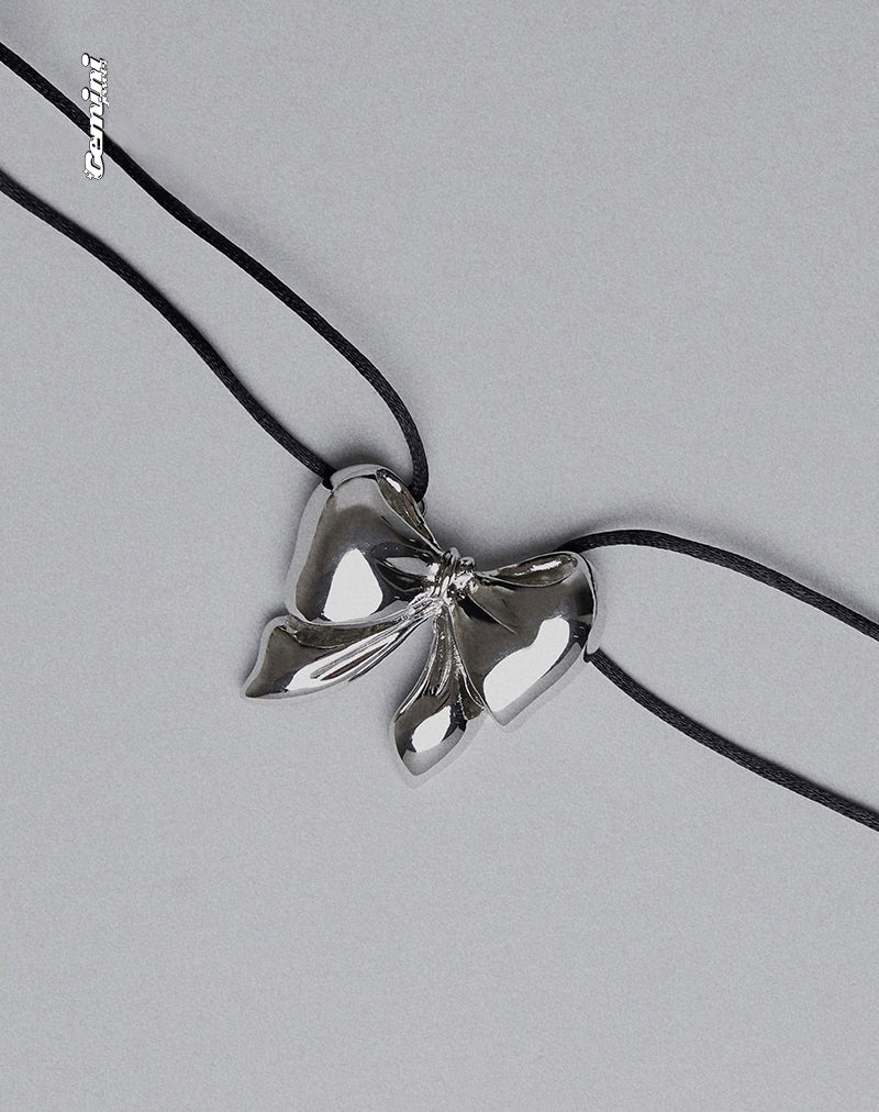 Bild von Colette Cord Big Bow Halskette von Gemini Jewels