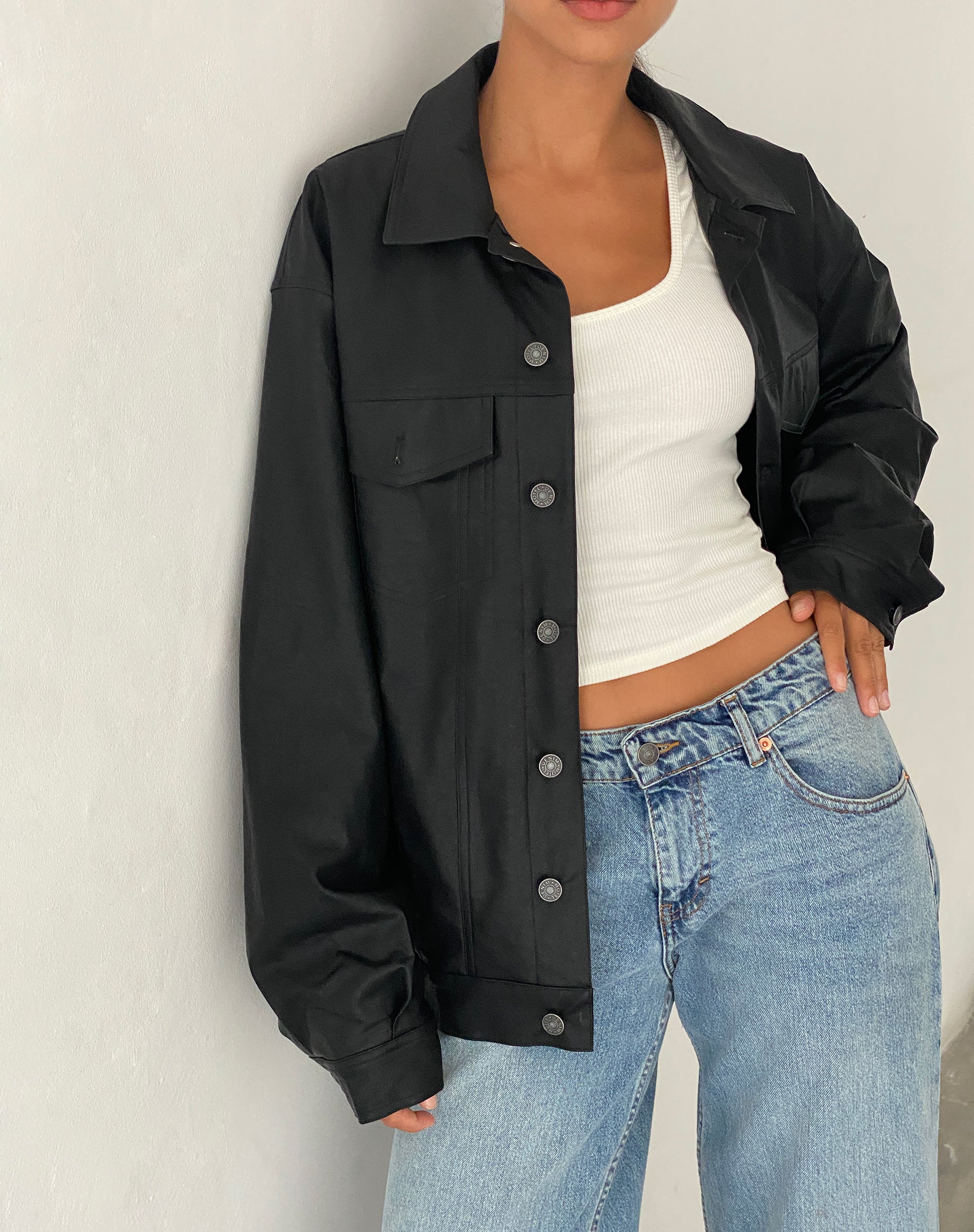 Bild von Colleen Oversized Moto Jacke in PU Schwarz