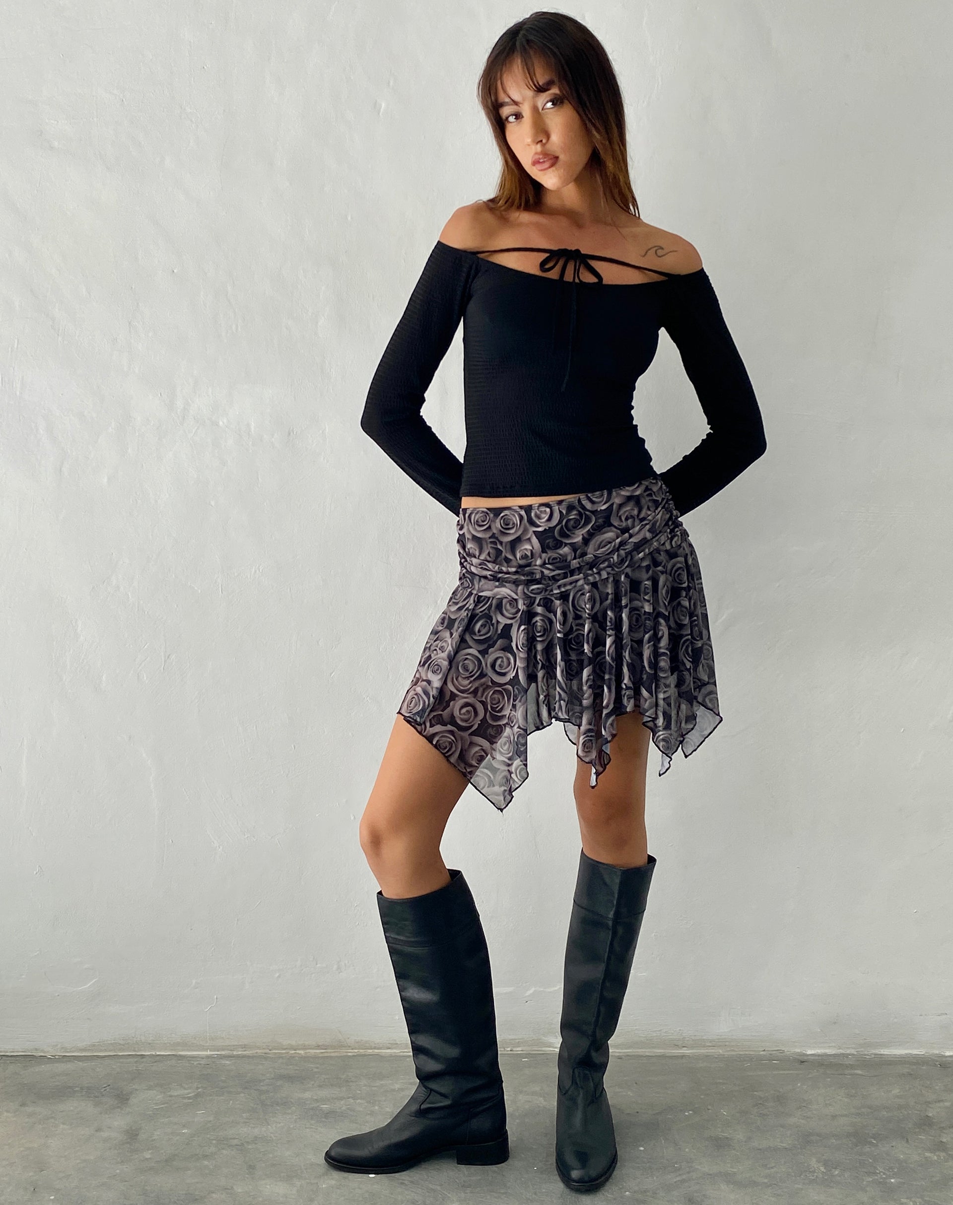 Image of Cordelia Minirock mit Herbstrosenmuster