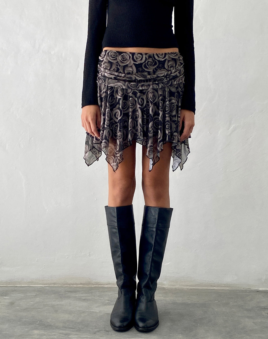 Cordelia Minirock mit Herbstrosenmuster