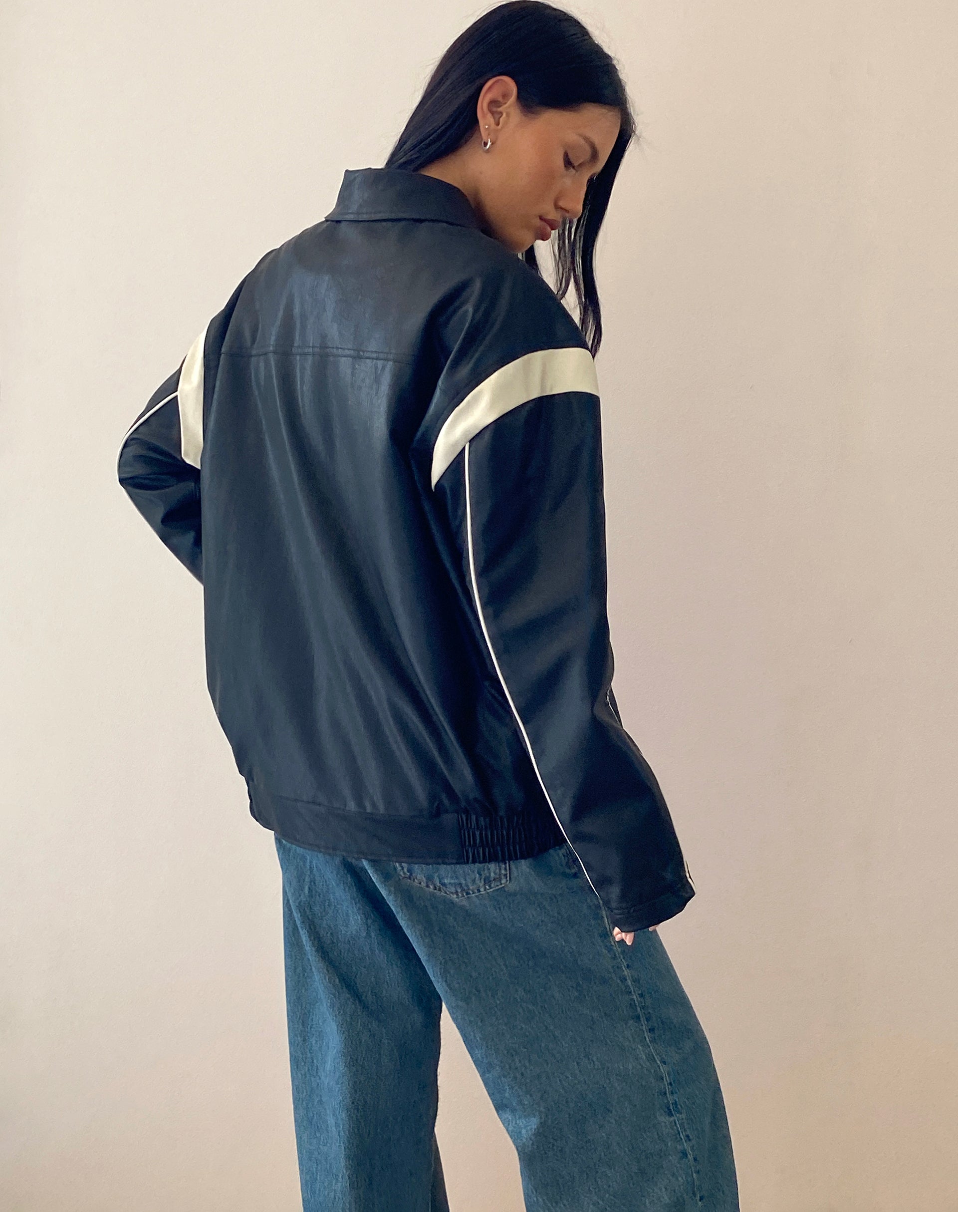 Image of Corvina PU Jacke in Schwarz mit Elfenbein