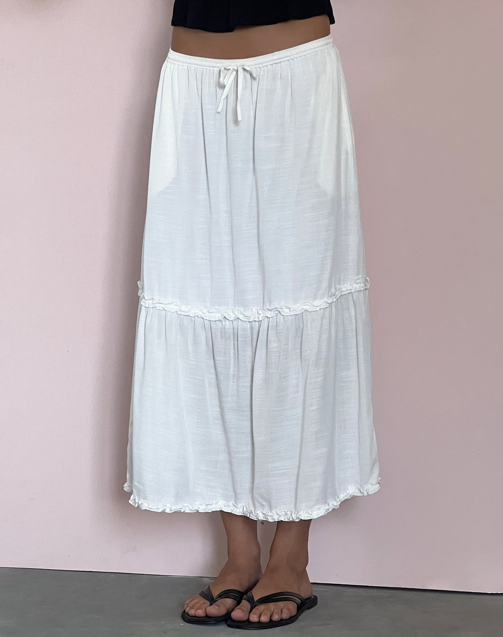 Iyana Midirock in Off White