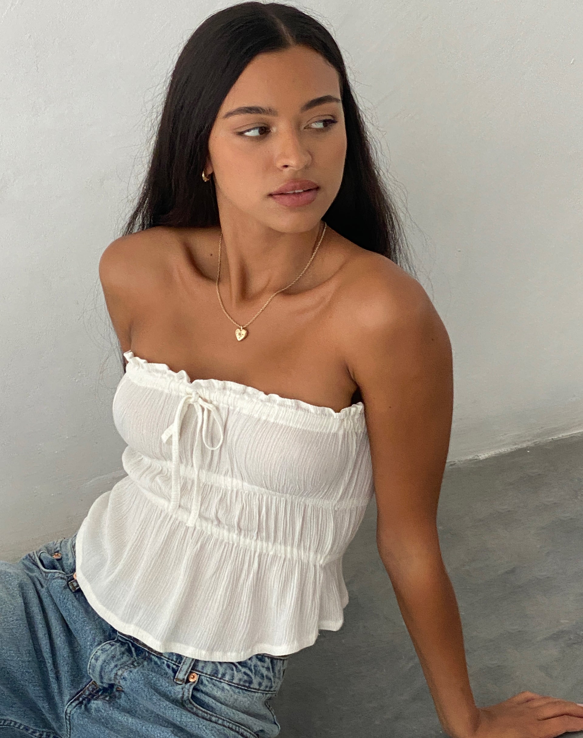 Bild von Cove Bandeau Top in Crinkle Off White