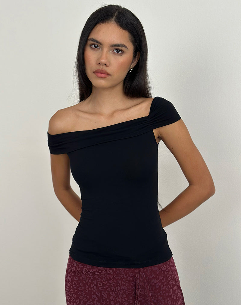 Cuthbe Ein-Schulter-Twist-Top in Schwarz