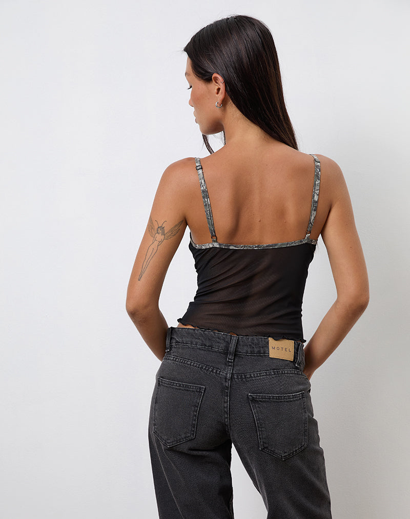 Image of Dalan Cami Top aus schwarzem Mesh mit Waldtarnbesatz
