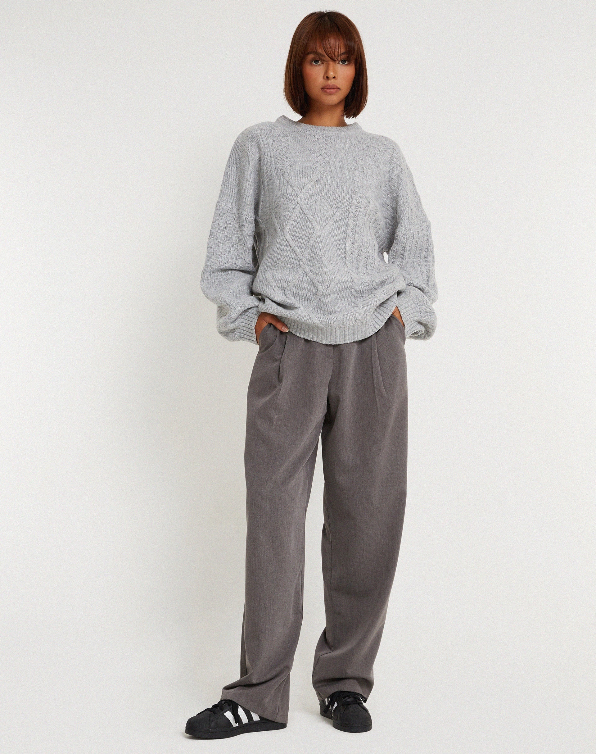 Abbildung: Danar Pullover in Hellgrau