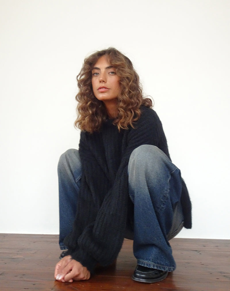 Daren Gestrickter Pullover in Übergröße in Schwarz