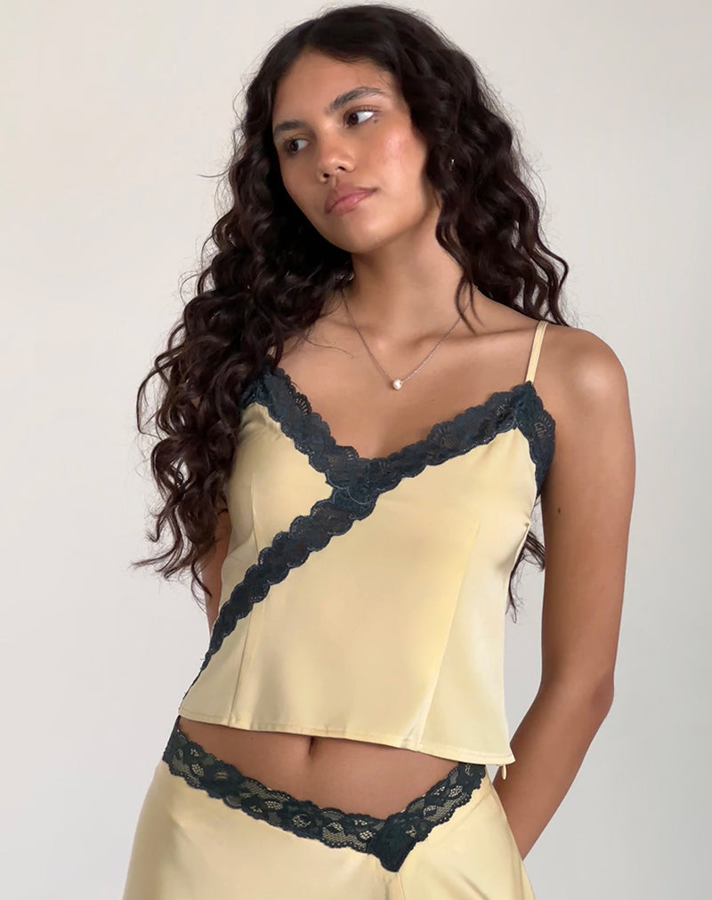 Darena Cami Top in Buttermilch mit grauer Spitze