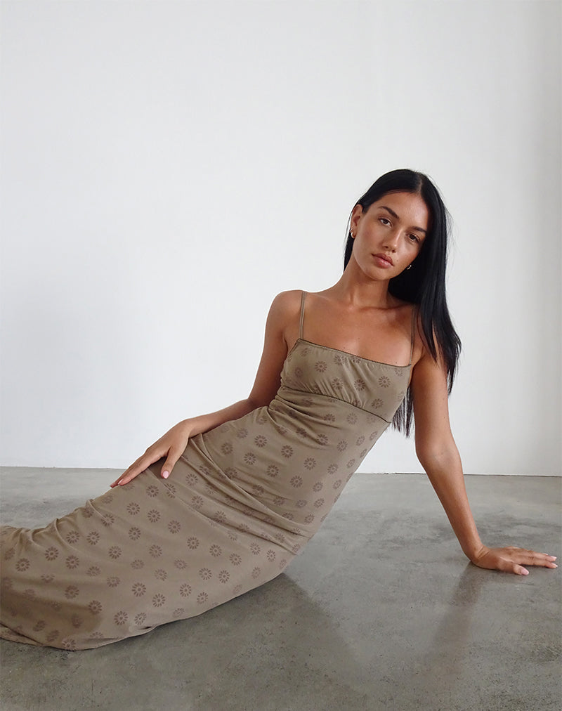 Darsih Maxikleid in Daisy Flock Hellbraun