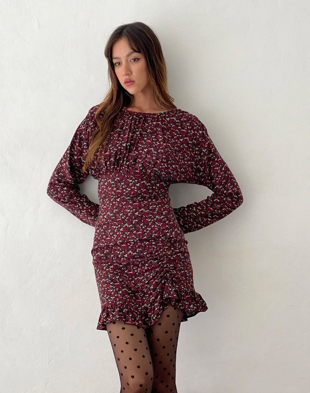 Dawsen Langärmeliges gerafftes Minikleid in Dark Rhoslyn Ditsy Print