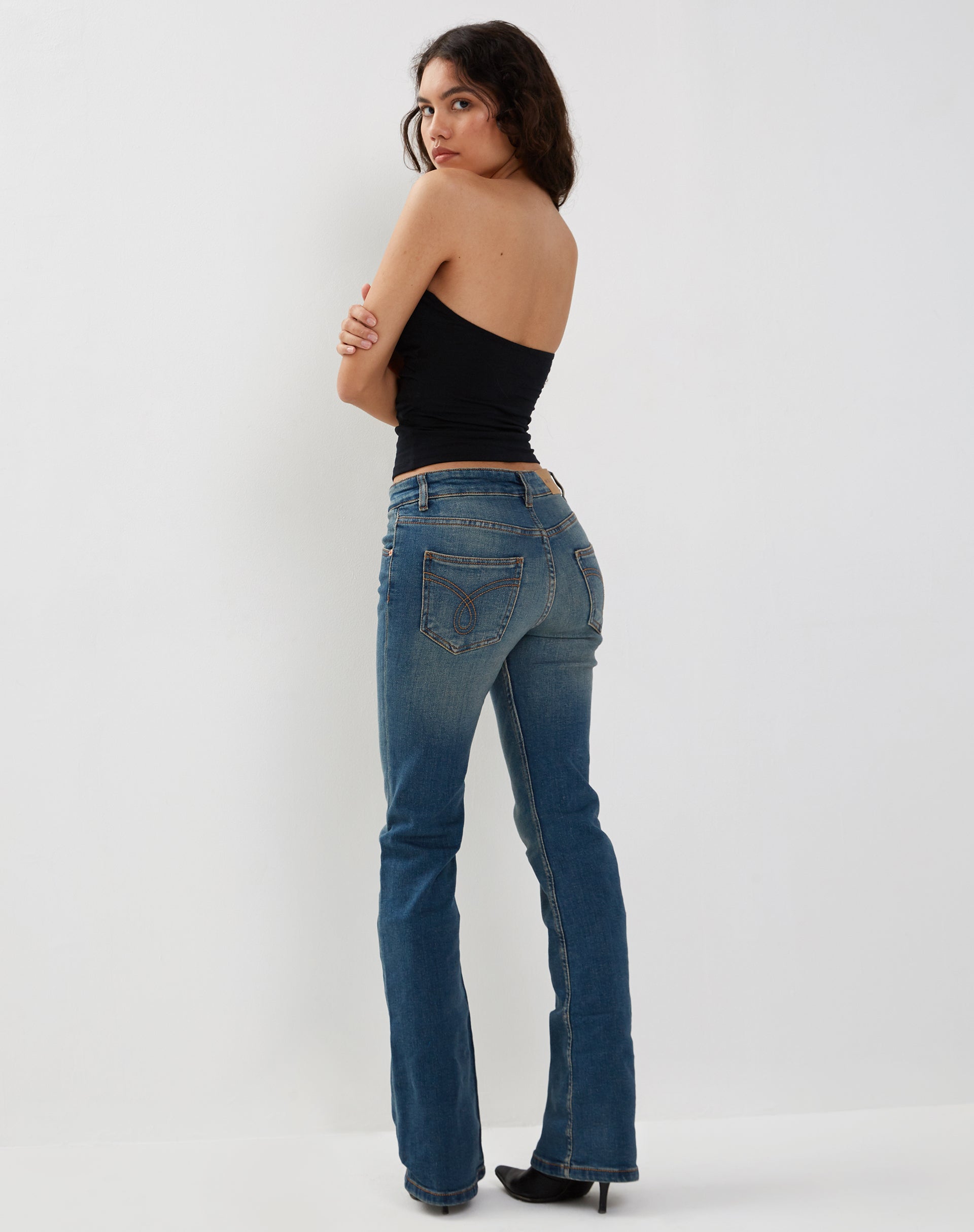 Image von Dayu Bandeau Crop Top in Schwarz