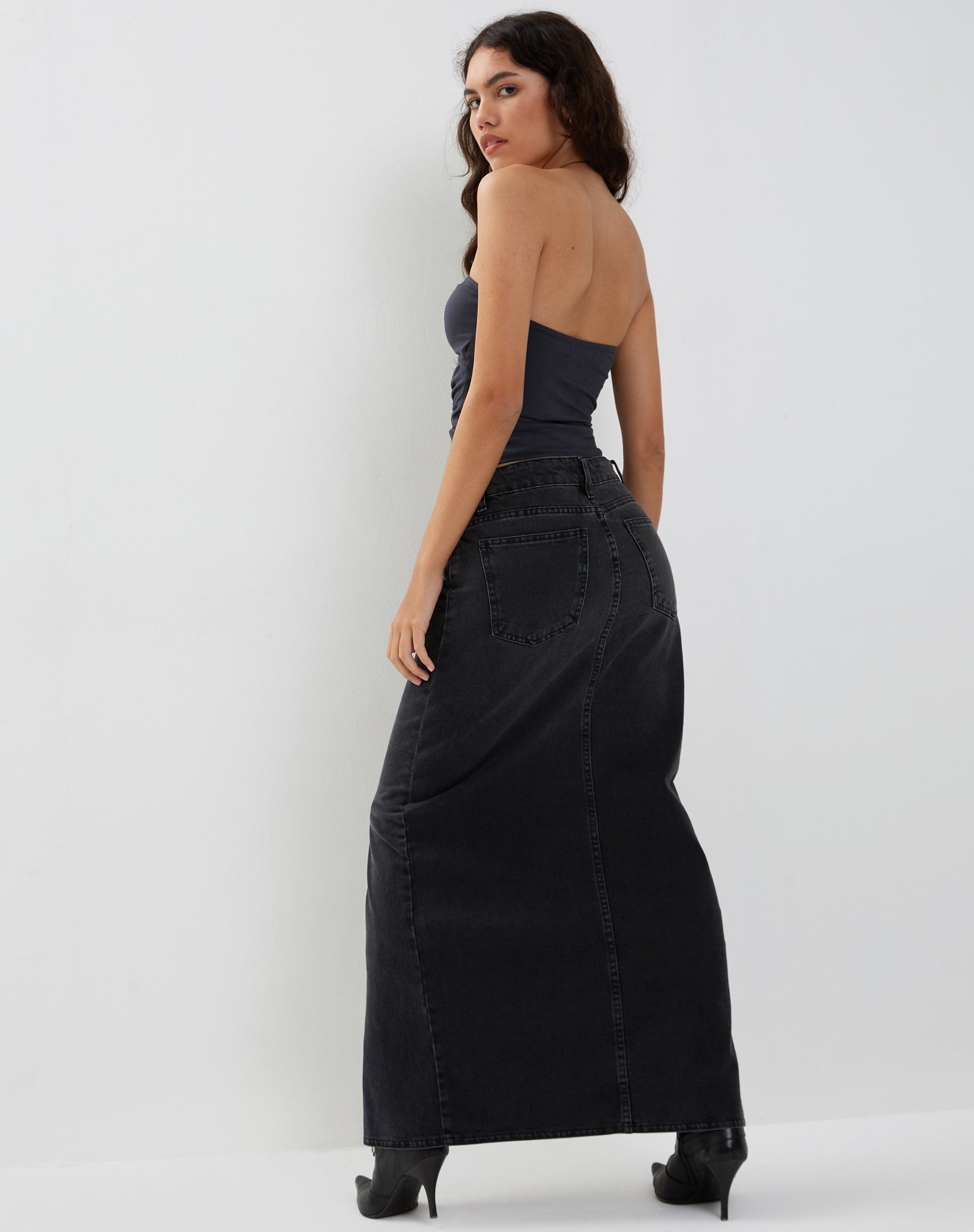Bild von Dayu Bandeau Crop Top in Ocean Storm