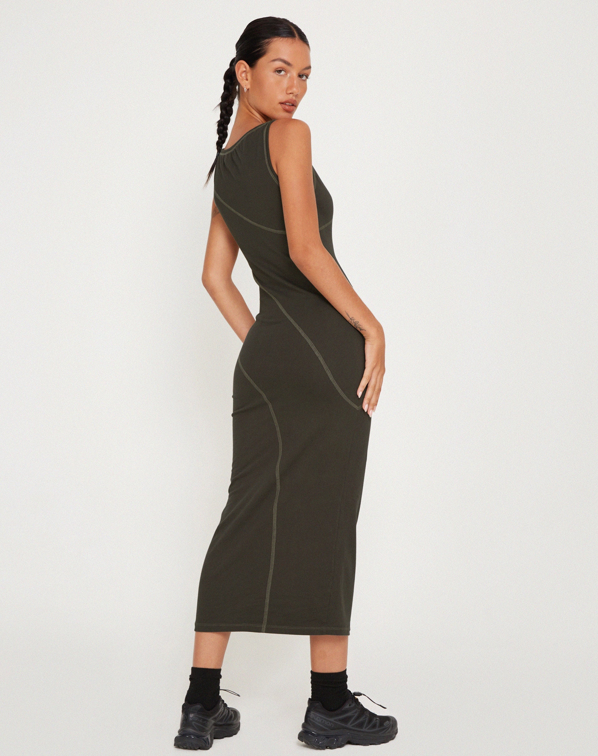 Image of Driki Midikleid in Gunmetal mit grauer Steppnaht