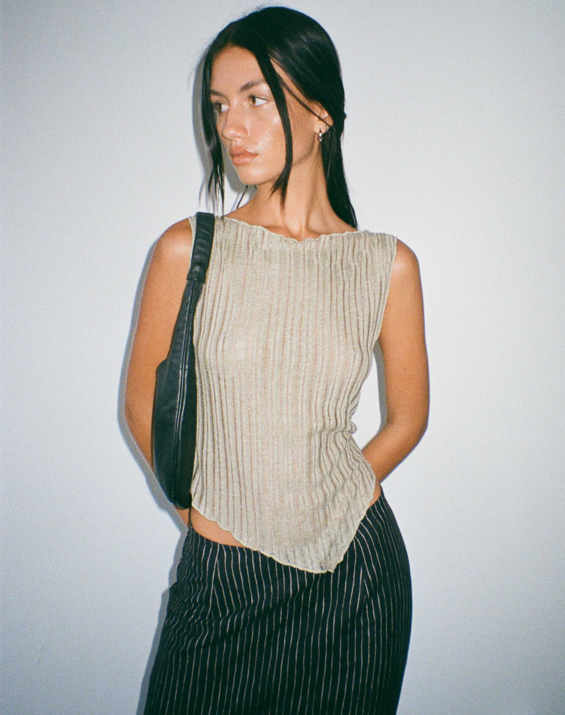 Bild von Etta Knitted Vest Top in Sage