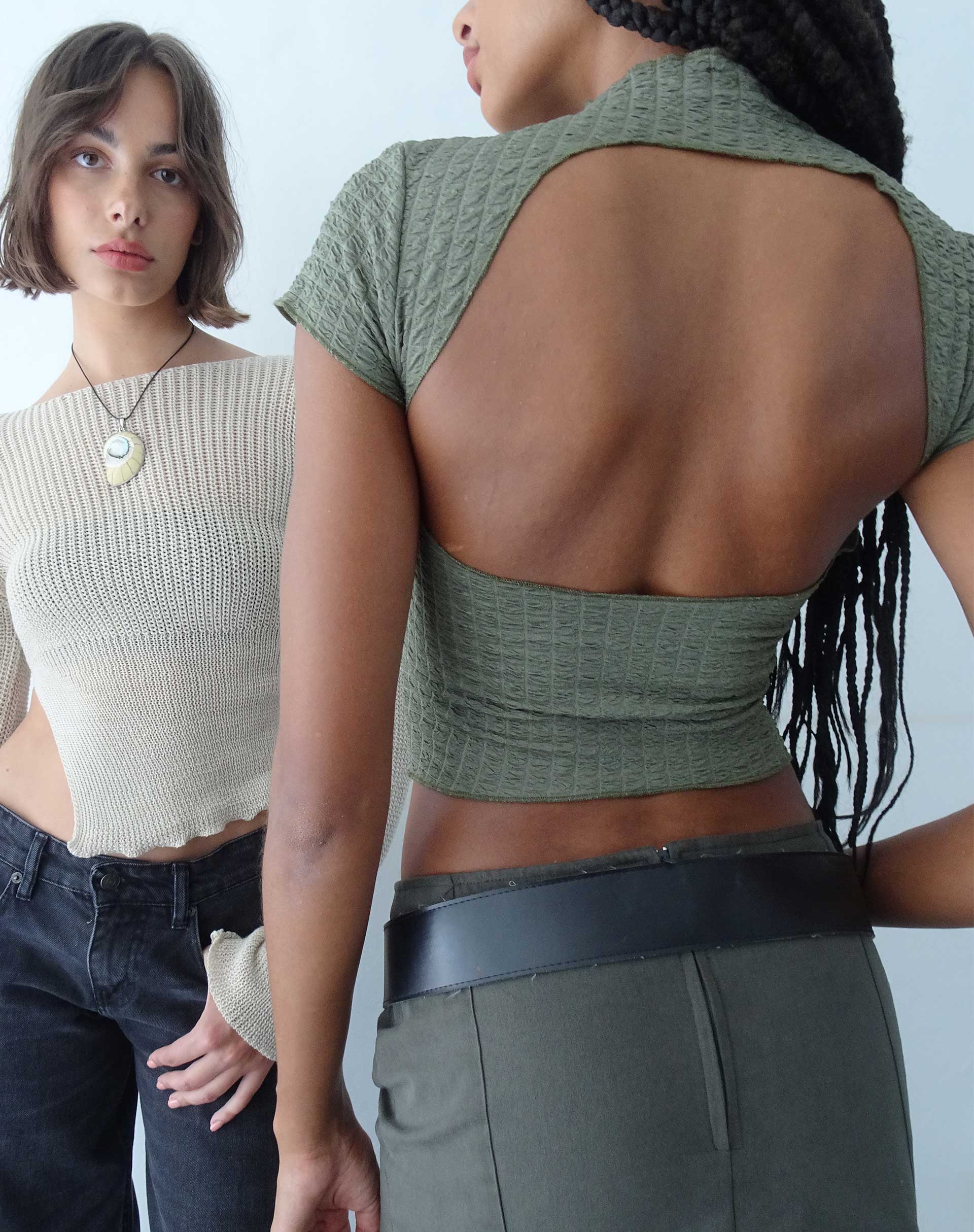 Bild von Elton Hochgeschlossenes Top in Khaki