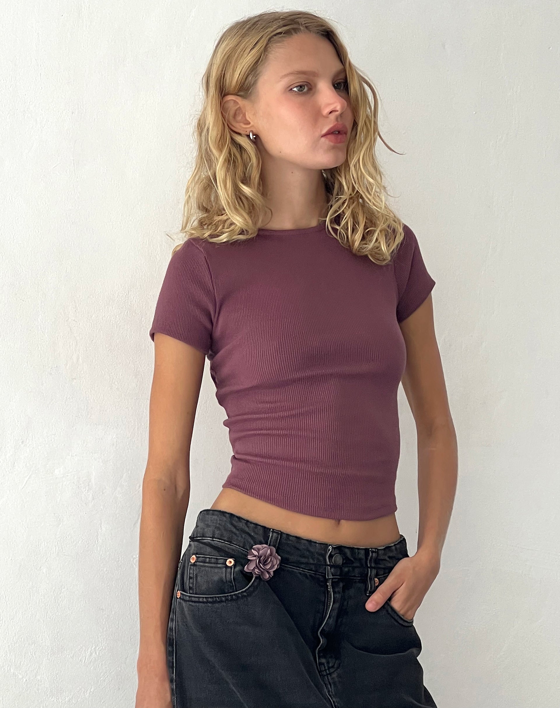 Bild von Elyto Geripptes Tee mit offenem Rücken in Mauve