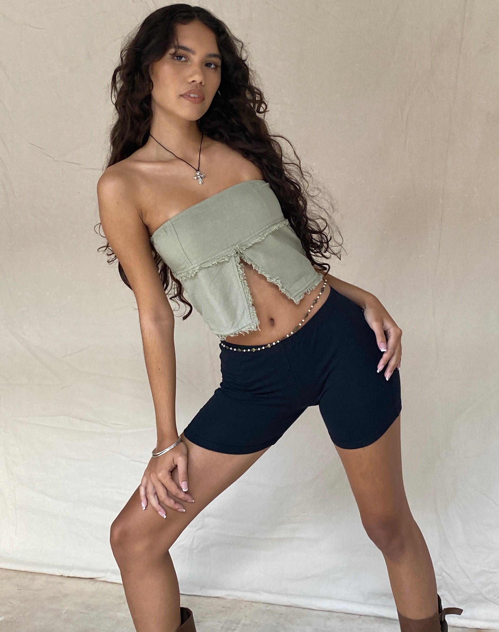 Bild von Enzie Butterfly Bandeau Top in Schiefergrün Leinen