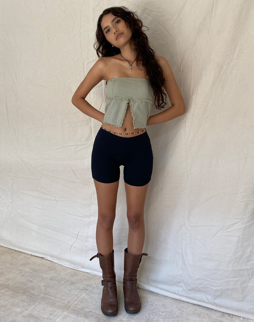 Enzie Butterfly Bandeau Top in Schiefergrün Leinen