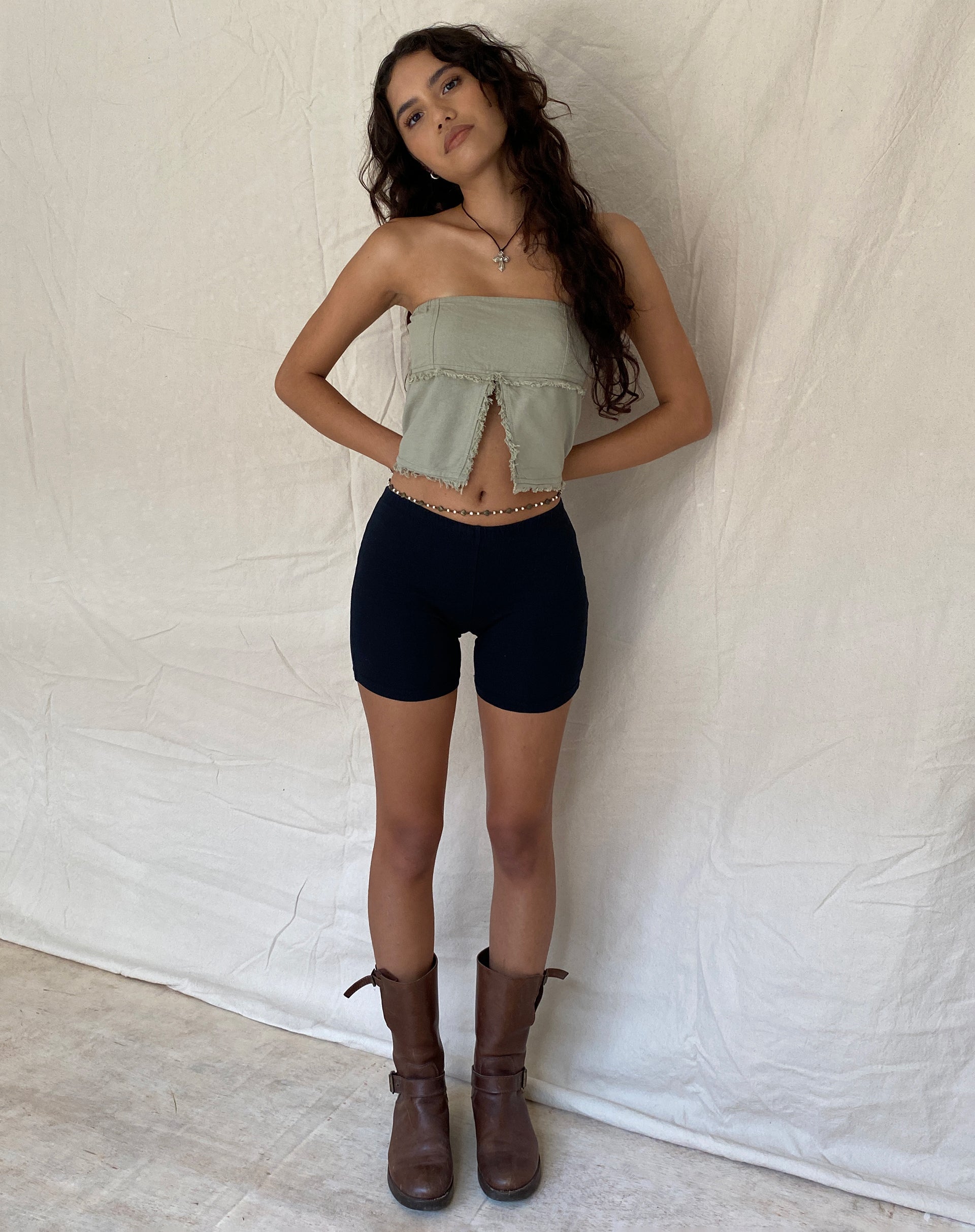 Bild von Enzie Butterfly Bandeau Top in Schiefergrün Leinen